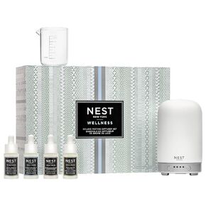 ناشر رائحة الرذاذ الفاخر بالموجات فوق الصوتية من نيست نيويورك للمنزل مع 4 روائح in Kuwait