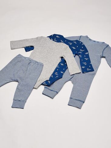 Carter's baby-boys 4-piece Gift Set in Saudi Arabia