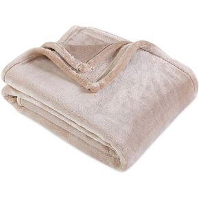 Berkshire Serasoft Plus Plush Polyester Blanket, White King