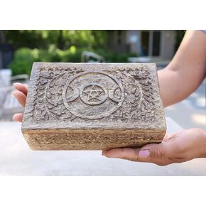 DharmaObjects صندوق تخزين خشبي مصنوع يدويًا من المجوهرات المنحوتة يدويًا من DharmaObjects (فيروزي، كبير) in Kuwait
