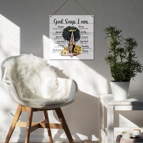 علامة معلقة مسيحية، مكتوب على فتاة سوداء أمريكية أفريقية يقول الله أنا تأكيدات، لافتات خشبية معلقة لديكور غرفة الفتيات في المنزل، هدايا تشجيعية للنساء 11.8 × 11.8 بوصة (J675) in Kuwait