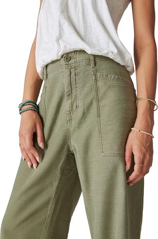 بنطال نسائي سهل الجيب من Lucky Brand in Saudi Arabia