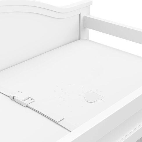 Graco Clara Changing Table (Espresso) - GREENGUARD Gold Ceritifed, Includes Bonus Water-Resistant Changing Table Pad with Safety Strap, 2 Open Shelves in Kuwait