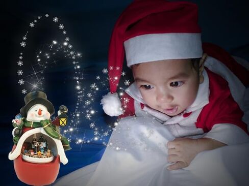 زينة لرجل الثلج بوليريسين مع قطار متحرك، ضوء ليد، موسيقية مع 8 ألحان للعب في الطاولة من البولي ريسين in Kuwait