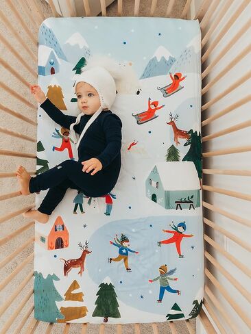 ملاءة سرير سنووي داي الجديدة من روكي هيومان. 100% من الساتان القطني - مفرش سرير أطفال بتصميم عطلة الكريسماس في الشتاء in Kuwait