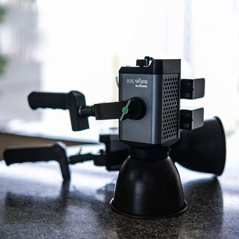 weeylite 80W LED ضوء الفيديو المستمر 5600K ضوء النهار مع محول تركيب Bowens، التحكم في التطبيق CRI 95+ COB إضاءة التصوير الفوتوغرافي لتسجيل الفيديو in Kuwait