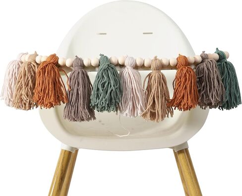 اكليل شرابة من خيوط الغزل بلون اخضر زيتوني مع خرز خشبي - اكليل لافتة عيد الميلاد الاول / الاول من وودلاند، ديكور كرسي مرتفع، ديكور غرفة الاطفال، ديكور نباتات خضراء محايد لحفلات استقبال المولود الجديد، in Kuwait