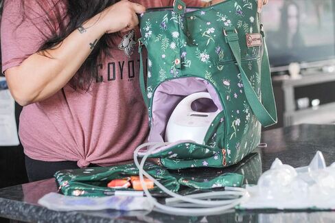 Sarah Wells Lizzy Breast Pump Bag - Compatible with Spectra, Medela, and More - Insulated Cooler Pocket (Black) in Kuwait