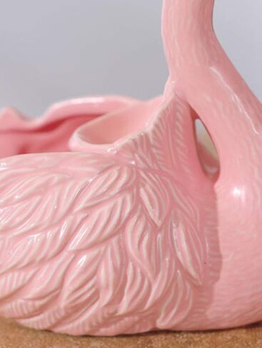 FUYU Pink Flamingo Creative Ceramic Cigarettes Ashtray Women's Smoking Ashtray Fancy Gift Decor Home Office in Kuwait