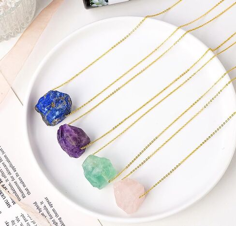 قلادة AITELEI من الكوارتز الوردي الخام الطبيعي مع سلسلة مطلية بالذهب عيار 18 قيراط قابلة للتعديل، قلادة من الأحجار الكريمة الخام والكريستال وحجر الشفاء من الريكي والأحجار الكريمة الروحية للنساء والرجال in Kuwait