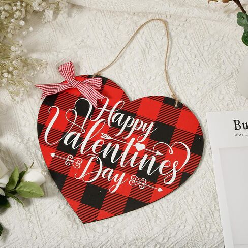 Valentine's Day Door Hanger, Wooden Heart Shaped Happy Valentine's Day Door Sign Red & Black Plaid Sweet Hanging Signs Decoration for Outdoor Wall Party Supplies in Saudi Arabia