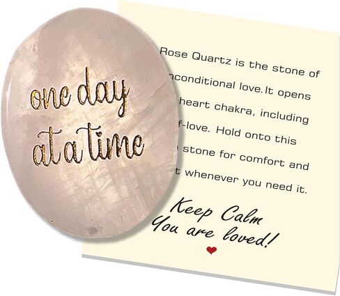 يوم واحد في كل مرة العقيق تهدئة كريستال روز كوارتز تخفيف الضغط تخفيف القلق هدايا ملهمة للنساء الرجال in Kuwait