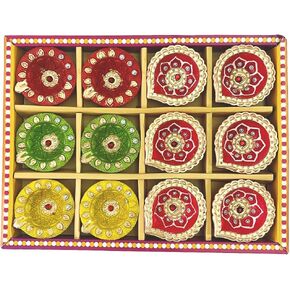 كيه اس جون ديكور ديوالي ملون مصنوع يدويا من الطين الترابي مرسومة باليد لتزيين مهرجان ديوالي بوجا لديكور المنزل الداخلي والخارجي مع فتائل قطنية (مجموعة من 12 قطعة) in Kuwait