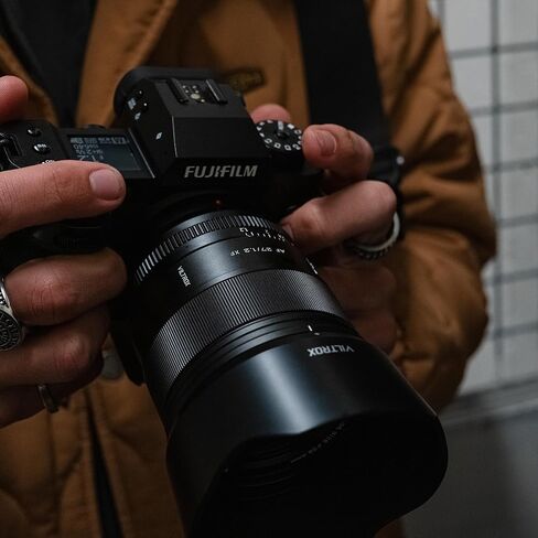 VILTROX 27mm f/1.2 F1.2 PRO for Fujifilm x-Mount Lens,APS-C Prime Ultra Wide Angle Autofocus Lens for Fuji X-Mount Camera X-A7 X-S10 X-T200 X-T100 X-T20 X-T30 X-T3 X-T4 X-E2 X-E2S in Saudi Arabia