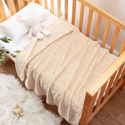 بطانية أطفال من القطيفة من بيرتي، بطانيات استقبال فائقة النعومة ودافئة وخفيفة الوزن ومسامية للجنسين لعربة الأطفال الرضع، مقاس 33 بوصة × 43 بوصة، بيج فاتح in Kuwait