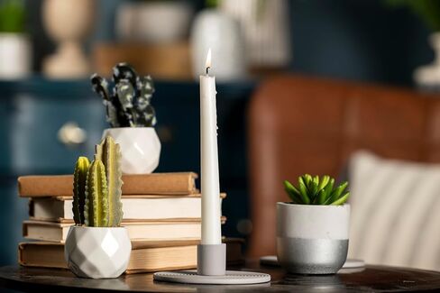 Elanze Designs حوامل شموع مستدقة من السيراميك المضلع، ديكورات عباءة، قطعة مركزية لطاولة الطعام، حرفية، حامل شمعدان للشموع المدببة، حزمة من 2، رمادي داكن in Kuwait