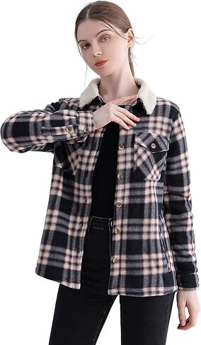 سترة نسائية من Facitisu مبطنة بالصوف الشيربا وأزرار كبيرة الحجم ومعطف من الفلانيل ذو مربعات in Kuwait