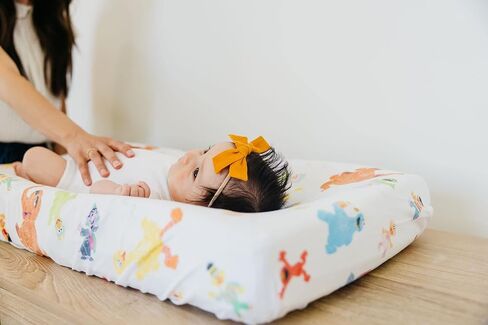 غطاء وسادة تغيير الحفاضات المحبوك الفاخر "Elmo" من كوبر بيرل in Kuwait