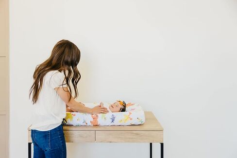 غطاء وسادة تغيير الحفاضات المحبوك الفاخر "Elmo" من كوبر بيرل in Kuwait