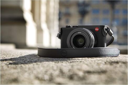 Leica Leather Carrying Strap Q2, Black in Saudi Arabia
