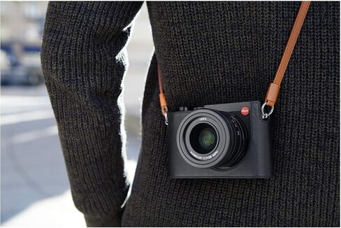 Leica Leather Carrying Strap Q2, Black in Saudi Arabia