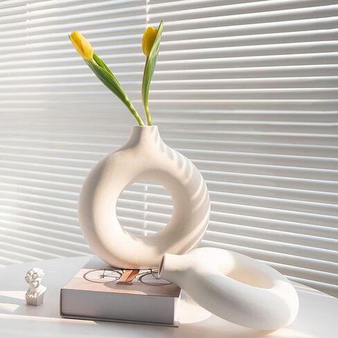 مزهريات السيراميك Hyindoor مجموعة من 2 - مزهريات زهرة مجوفة بيضاء لديكور المنزل، نمط الحد الأدنى الشمال المزهريات العصرية بوهو لحفلات الزفاف عشاء طاولة حفلة معيشة مكتب غرفة نوم، هدية ديكور in Kuwait