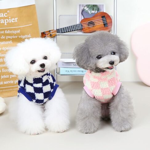 سترات Loyanyy مصنوعة من الصوف للكلاب، سترة دافئة من القطيفة للقطط، ملابس قابلة للتمدد للجرو والقطط لفصل الشتاء، ناعمة وأنيقة، نمط الشطرنج، ملابس للكلاب، وردي كبير (علامة XL) in Kuwait