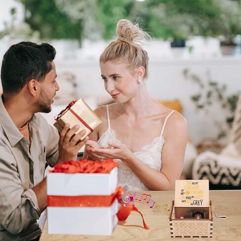 صندوق الموسيقى LMS You are My Sunshine صندوق الموسيقى المحفور بالليزر هدية للابنة من الأم في عيد ميلاد عيد الميلاد وعيد الحب لابنتها (You are My Sunshine White) in Kuwait