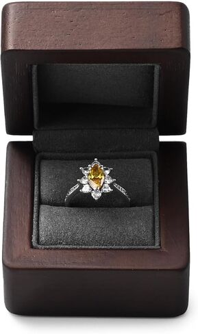 صندوق خاتم اقتراح الخطوبة من Woodten Jewelry، صندوق خاتم فردي من الخشب الصلب للاقتراح، الزفاف (بيج) in Saudi Arabia