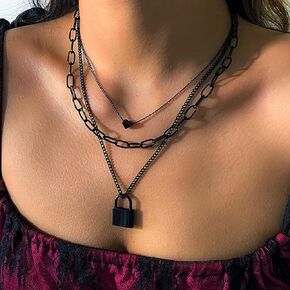Sixexey Halloween Necklaces Black Spider Bat Necklaces Skull Necklace Chains Frightening Necklace Jewelry for Women (Bat)