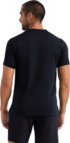 قمصان Rhone Swift قصيرة الأكمام 2.0 للرجال، قمصان جري ماصة للرطوبة للرجال، خطوط عاكسة على الظهر... in Saudi Arabia