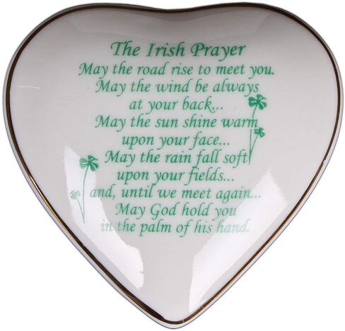 صندوق حلي تذكاري مزخرف من البورسلين الابيض الكريمي مقاس 4 × 3.5 × 2 بتصميم ايرلندي براير هولد يو in Kuwait