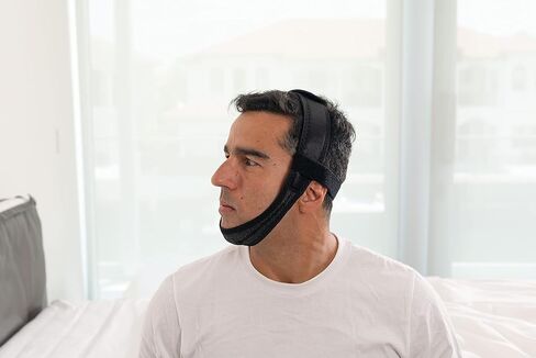 سنوجيل حزام الذقن الأسود | يوفر حزام الذقن CPAP دعمًا إضافيًا لقناع CPAP الخاص بك | الصيانة الأساسية تجعل التنظيف أمرًا سهلاً in Kuwait