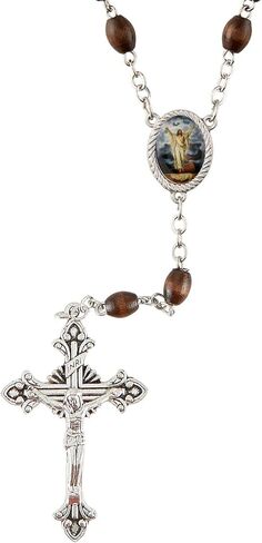 Needzo Stations of The Cross Chaplet Rosary with Wooden Prayer Beads and Silver Tone Crucifix, Includes Gift Pouch and Card, Easter Lenten Keepsakes for Catholic Men and Women, 30 Inches in Saudi Arabia
