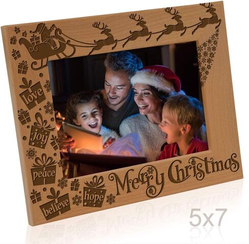 KATE POSH Merry Christmas Love Peace Joy Believe Hope، إطار صورة عائلي سحري لعيد الميلاد. ديكور سانتا والرنة والمزلقة. إطار صور من الخشب الطبيعي محفور (أفقي 5 × 7) in Saudi Arabia