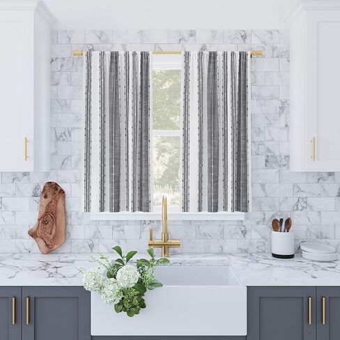 زوج ستائر مقهى من القطن المقلم من Archaeo Slub، مقاس 52 بوصة × 36 بوصة، أسود/أبيض in Kuwait