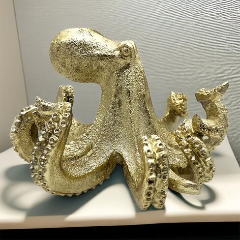 Gold Octopus Vintage Statue Sculpture Frgurine Gift for Home Office Living Room Desktop Display Decor Decorative in Saudi Arabia