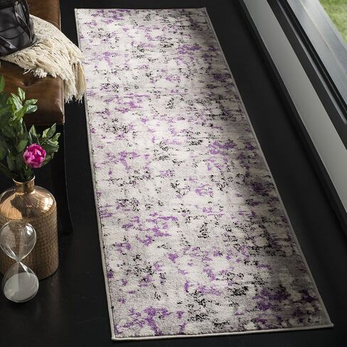 سجادة SAFAVIEH Skyler Collection Accent - 4 × 6 بوصة، رمادي وأرجواني، تصميم تجريدي حديث، لا يتساقط ويسهل العناية به، مثالي للمناطق ذات حركة المرور العالية في المدخل، وغرفة المعيشة، وغرفة النوم (SKY193R) in Saudi Arabia