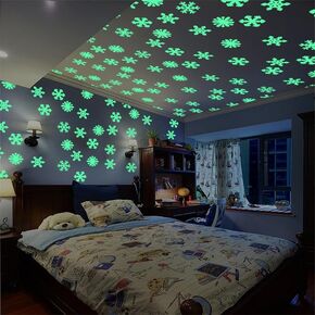 Glow in The Dark Christmas Snowflake Wall Decoration Decals 50 Pieces Blue Luminous 3D Snowflake Wall Stickers Reusable Self-Adhesive Xmas Décor Cute Party Supplies for Holiday Christmas New Year
