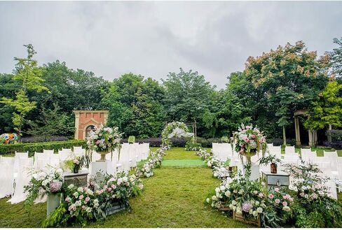 غطاء كرسي من التل قطعتين من VORCOOL من التول ربطات عنق طويلة شبكية مزغبة توتو أغطية لزينة الزفاف وحفلات الزفاف وحفلات استقبال المولود (أبيض) in Kuwait