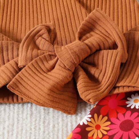 ملابس للفتيات الصغيرات ملابس بدون أكمام وقمصان قصيرة وسروال على شكل زهرة جرس سفلي مجموعة ملابس صيفية in Kuwait