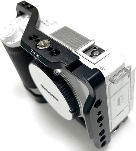 قفص كاميرا كامل لكاميرا سوني الفا ZV-E1 من توبسين مع فتحات ملولبة متعددة 1/4 و3/8 ونقاط تحديد المواقع ARRI، لوحة سفلية سريعة الفك ويمكن تثبيت الحذاء (قفص ZVE1) in Kuwait