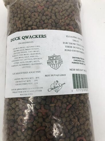 Chicken Love Duck Quackers - a nutrious Treat for Ducks and Other Water Fowl 40oz in Saudi Arabia