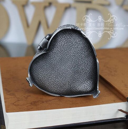 ECHENG صندوق مجوهرات معدني عتيق على شكل قلب حب حلية مجوهرات صندوق تخزين أقراط حلقية صندوق تخزين قلادة مجوهرات عتيقة صندوق هدايا تذكارية للفتيات السيدات (متوسط) in Kuwait