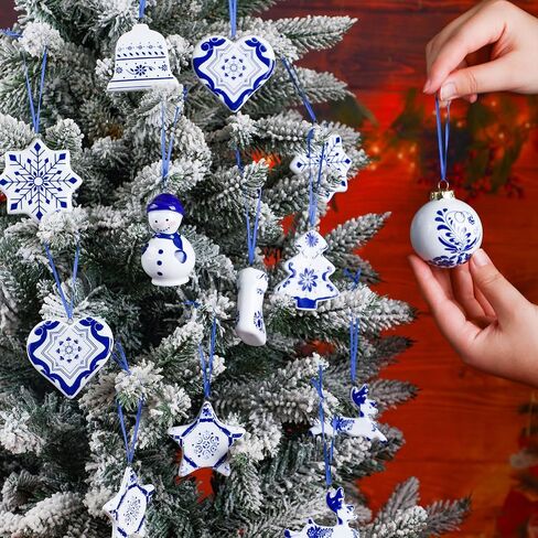 9 قطع من بيض عيد الفصح المعلق على الطراز الصيني، من البورسلين باللونين الأزرق والأبيض، على شكل بيضة عيد الفصح، على شكل بيضة عيد الفصح، زينة معلقة لتزيين شجرة عيد الفصح (9 قطع، نمط حيوي) in Saudi Arabia