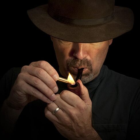 لايسينجو ولاعة خندق كلاسيكية من النحاس والكيروسين مقاومة للرياح للرجال والاب والزوج (الوقود غير متضمن) in Kuwait