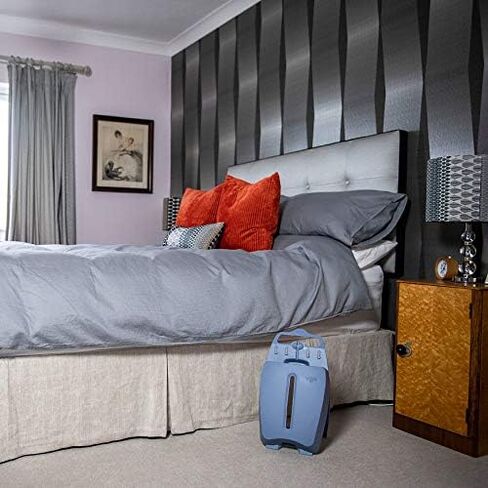 حامل Ugo بكرامة - حامل حقيبة ليلية قائم بذاته مدروس - حامل حقيبة ليلية لتصريف القسطرة مع غطاء سري - يتم تثبيته بأمان على أذرع الكرسي والكراسي المتحركة وقضبان السرير in Kuwait