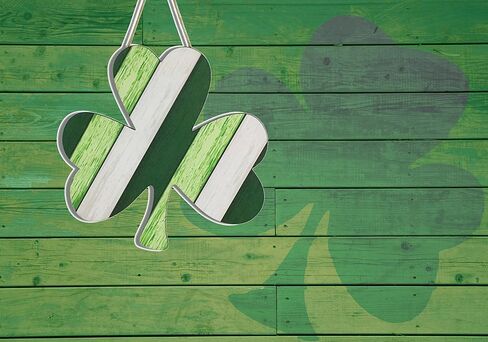 Davsolly St. Patrick's Day Shamrock Hanging MDF Sign w/Rope Hanger (Shamrock Wreath Wood) … (Shamrock Wreath Wood) in Kuwait