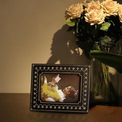 SYLVIA'S SHOP 2.5x3.5 Small Vintage Picture Frame, Mini Antique Black and Gold Ornate Photo Frame, for Tabletop and Wall Display, Retro Home Decor, Photo Gallery Art in Kuwait