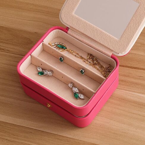 حقيبة سفر جلدية من Kadiby Jewelry مع مرآة، منظم مجوهرات صغير للسفر، صندوق مجوهرات محمول، منظم تخزين صغير، صندوق تخزين صغير للخواتم والأقراط والقلائد والهدايا (أبيض) in Kuwait